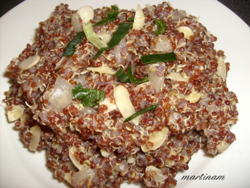 zazvorova-cervena-quinoa-s-mandlemi.jpg